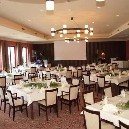 Schlosshotel Blankenburg מלון 4*
