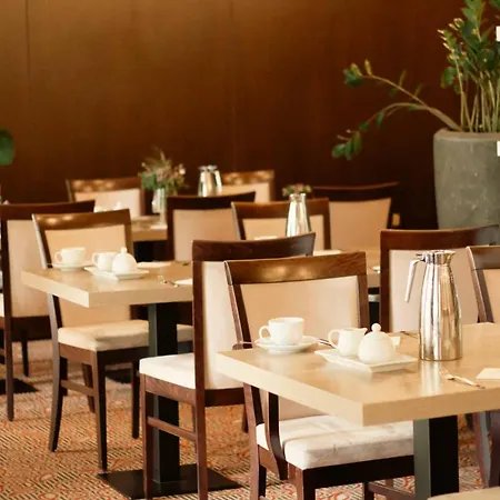 Schlosshotel Blankenburg בלאנקנבורג