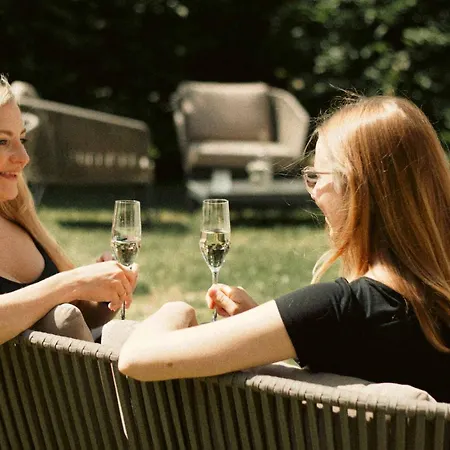 Schlosshotel Blankenburg Бланкенбург