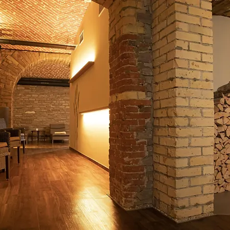 Schlosshotel Blankenburg מלון 4*