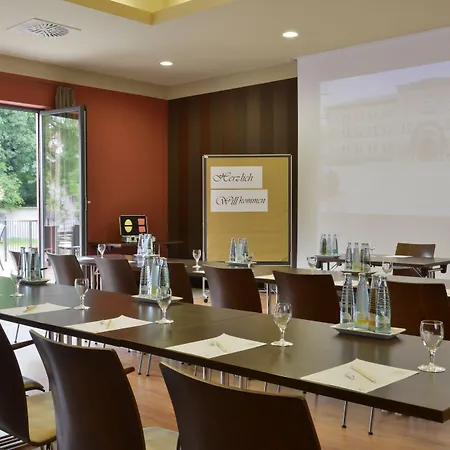 Schlosshotel Blankenburg מלון 4*