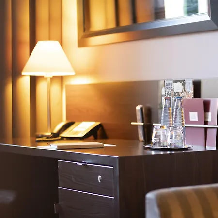 Schlosshotel Blankenburg Отель 4*