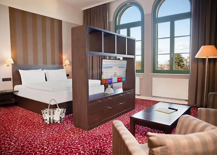 Schlosshotel Blankenburg בלאנקנבורג